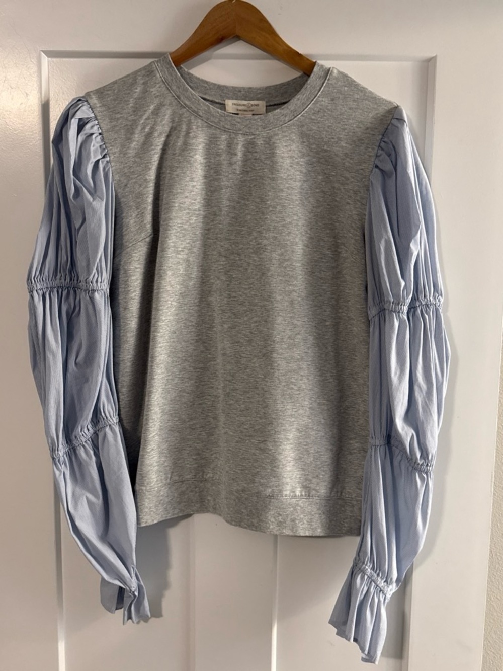 Treasure & Bond Gray Sweatshirt with Light Blue Puff Sleeves